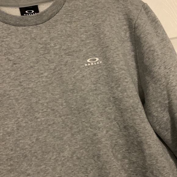 OAKLEY Sweatshirt - Picture 2 of 3